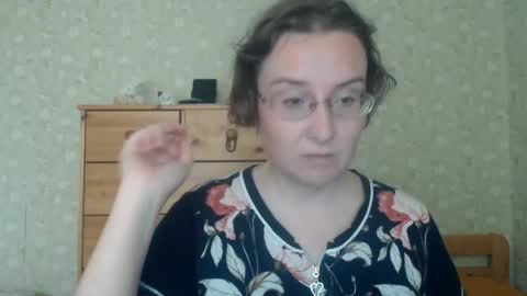 Snapshot of smart_rose chatting on 05/24/26, 03:28 smart_rose online show from 05/24/26, 03:28