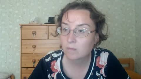 Snapshot of smart_rose chatting on 06/19/26, 12:20 smart_rose online show from 06/19/26, 12:20