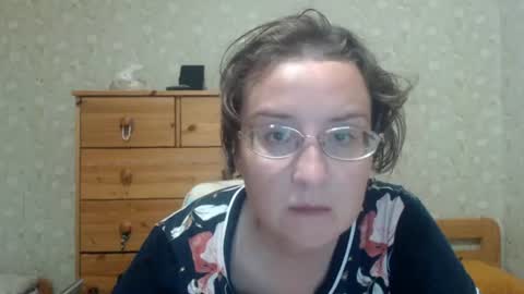 Snapshot of smart_rose chatting on 06/20/26, 04:43 smart_rose online show from 06/20/26, 04:43