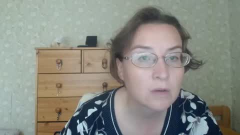 Snapshot of smart_rose chatting on 06/29/26, 12:38 smart_rose online show from 06/29/26, 12:38