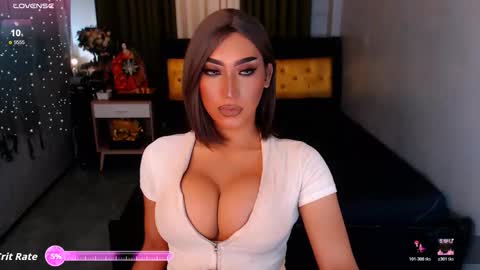 Snapshot of smasherqueen chatting on 12/19/25, 11:06 smasherqueen online show from 12/19/25, 11:06