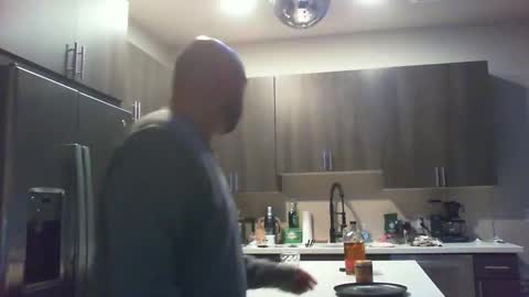 smashing_machine_412 online show from 01/02/25, 02:43