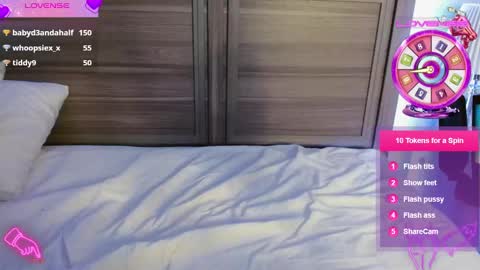 Snapshot of smexy_bun chatting on 02/11/25, 01:31 Smexy online show from 02/11/25, 01:31
