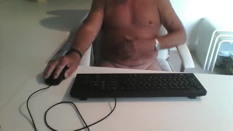 George online show from 09/18/25, 09:33