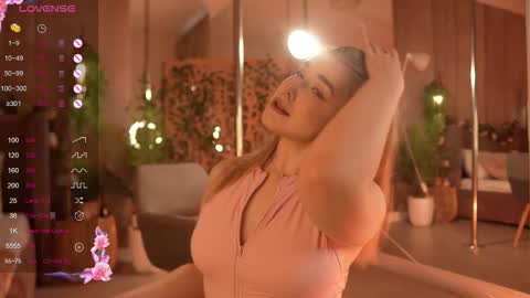 Mia online show from 10/17/25, 05:32