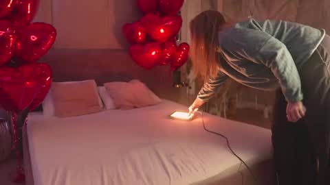 Mia online show from 02/20/26, 05:04