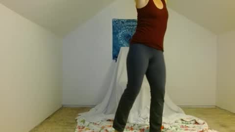 Snapshot of smitheight chatting on 12/02/25, 03:01 smitheight online show from 12/02/25, 03:01