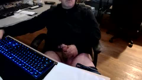 Snapshot of smly chatting on 12/05/25, 08:38 smly online show from 12/05/25, 08:38