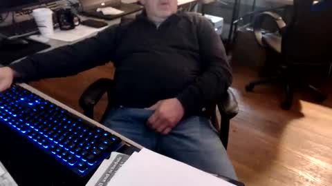 Snapshot of smly chatting on 12/21/25, 07:54 smly online show from 12/21/25, 07:54