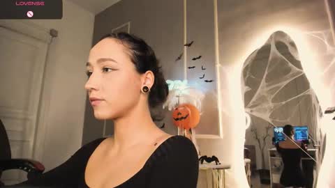 Smoki online show from 10/24/25, 02:02