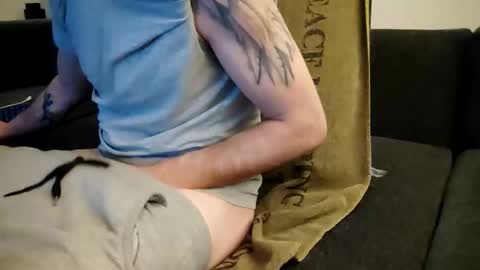 Smokeandwatching online show from 01/31/25, 10:21