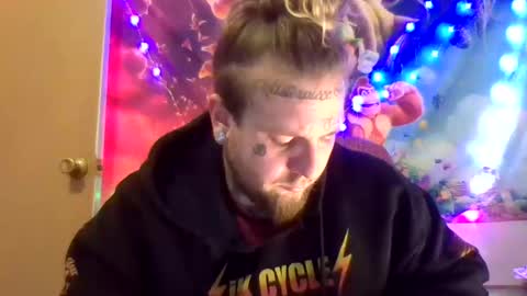 smoke online show from 01/10/25, 06:06