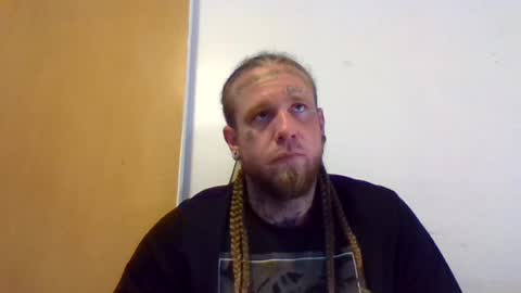 Snapshot of smokebluntafterblunt chatting on 07/17/26, 01:29 smoke online show from 07/17/26, 01:29