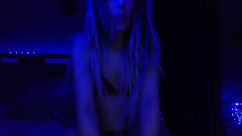 love bug online show from 02/01/26, 07:18