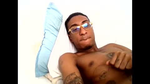 Snapshot of smokepurxxx chatting on 05/11/26, 04:37 smokepurxxx online show from 05/11/26, 04:37