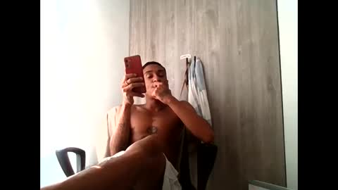 Snapshot of smokepurxxx chatting on 05/13/26, 08:49 smokepurxxx online show from 05/13/26, 08:49