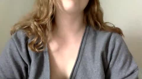 Snapshot of smokeshow3 chatting on 02/04/25, 07:11 smokeshow3 online show from 02/04/25, 07:11