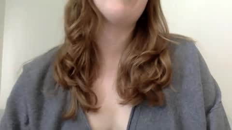 Snapshot of smokeshow3 chatting on 02/25/25, 06:42 smokeshow3 online show from 02/25/25, 06:42