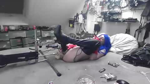 Snapshot of smokeslut365 chatting on 01/21/25, 05:49 smokeslut365 online show from 01/21/25, 05:49