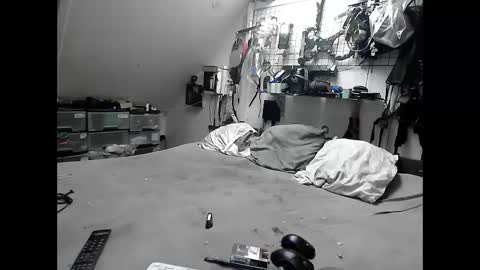 Snapshot of smokeslut365 chatting on 01/24/25, 05:31 smokeslut365 online show from 01/24/25, 05:31