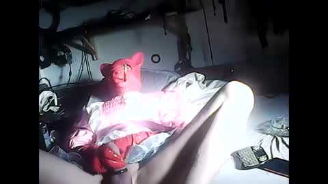 Snapshot of smokeslut365 chatting on 03/08/25, 08:11 smokeslut365 online show from 03/08/25, 08:11