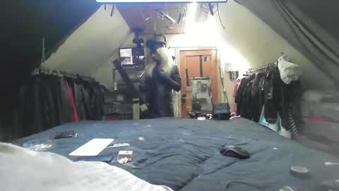 Snapshot of smokeslut365 chatting on 09/24/25, 02:48 smokeslut365 online show from 09/24/25, 02:48