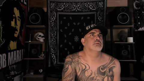 Smokey915 online show from 01/01/25, 09:31