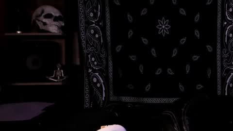 Smokey915 online show from 01/07/25, 10:43