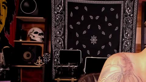 Smokey915 online show from 01/10/25, 05:05