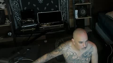 Smokey915 online show from 01/15/25, 09:56