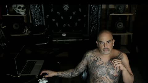 Smokey915 online show from 01/19/25, 03:18