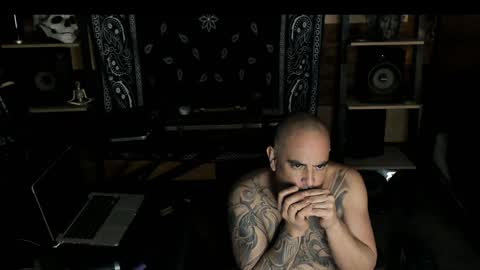 Smokey915 online show from 01/19/25, 09:22