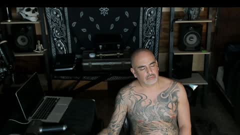 Smokey915 online show from 01/19/25, 12:28