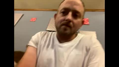 Snapshot of smokeymt420 chatting on 12/26/24, 02:33 smokeymt420 online show from 12/26/24, 02:33