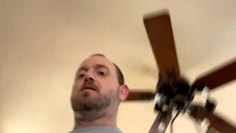 Snapshot of smokeymt420 chatting on 01/08/25, 02:35 smokeymt420 online show from 01/08/25, 02:35