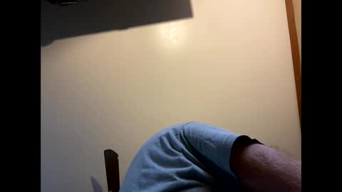 Snapshot of smokeymt420 chatting on 01/08/25, 09:23 smokeymt420 online show from 01/08/25, 09:23