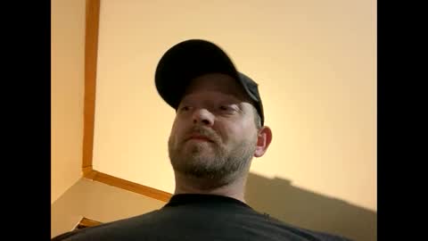 Snapshot of smokeymt420 chatting on 01/11/25, 01:27 smokeymt420 online show from 01/11/25, 01:27