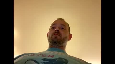 Snapshot of smokeymt420 chatting on 01/19/25, 11:23 smokeymt420 online show from 01/19/25, 11:23