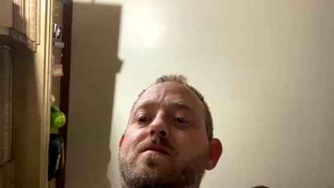 Snapshot of smokeymt420 chatting on 02/15/25, 07:17 smokeymt420 online show from 02/15/25, 07:17