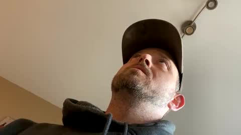 Snapshot of smokeymt420 chatting on 02/20/25, 10:37 smokeymt420 online show from 02/20/25, 10:37