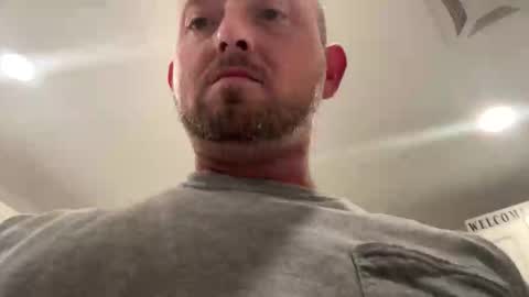 Snapshot of smokeymt420 chatting on 09/20/25, 04:46 smokeymt420 online show from 09/20/25, 04:46