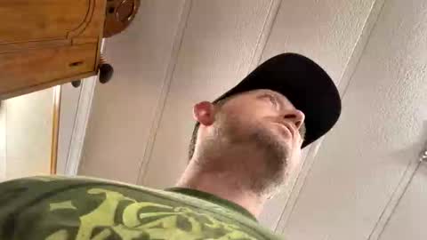 smokeymt420 online show from 12/02/25, 05:24