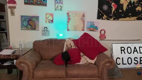 Snapshot of smokihippi chatting on 05/11/26, 02:28 Big Dawg online show from 05/11/26, 02:28