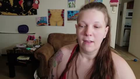 Snapshot of smokihippi chatting on 07/17/26, 05:36 Big Dawg online show from 07/17/26, 05:36