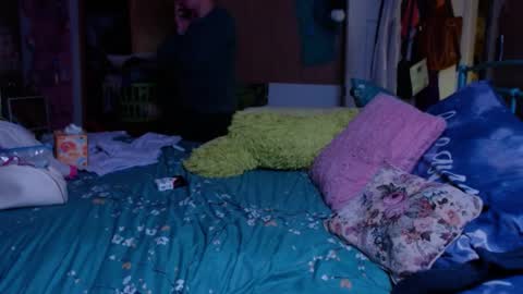 Snapshot of smokydian chatting on 12/02/24, 04:20 DIAN dee-ann online show from 12/02/24, 04:20