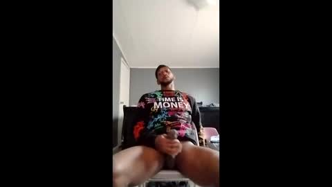 smooth_groove666370 online show from 02/05/26, 02:22