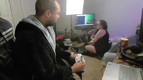 Smoothj2011 online show from 03/04/25, 09:51