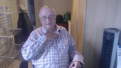 smoothmutton online show from 10/20/25, 01:11