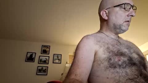 Snapshot of sms172 chatting on 01/17/25, 01:57 sms172 online show from 01/17/25, 01:57