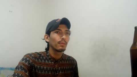 Snapshot of snackontime19 chatting on 06/10/26, 01:17 snackontime19 online show from 06/10/26, 01:17